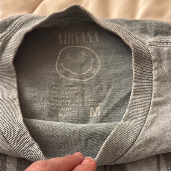 NIRVANA Vintage Gray Short Sleeve Tee - Picture 2 of 4